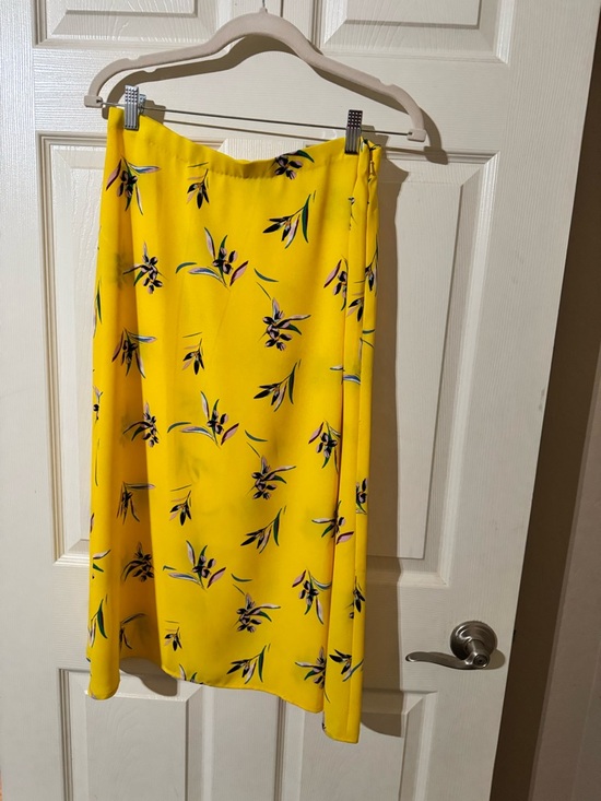 Halogen Dresses & Skirts - Halogen Yellow Floral Midi Skirt